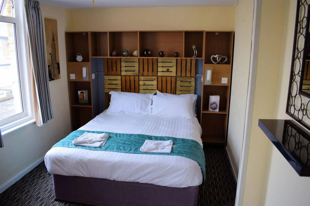 The Clarendon Hotel