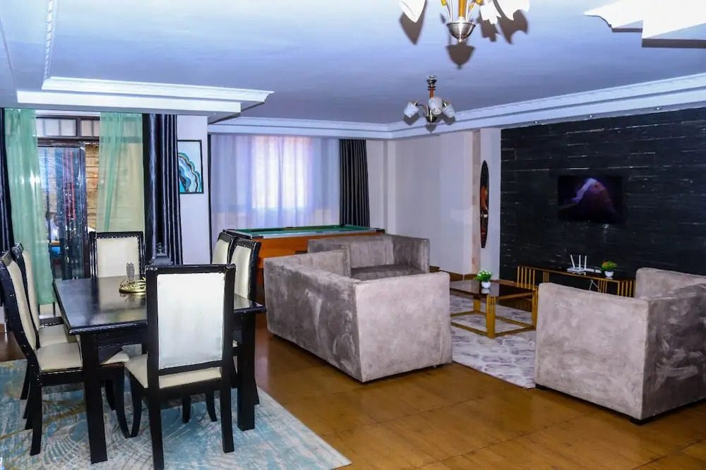 4 Bedroom Furnished Skyline Apartment