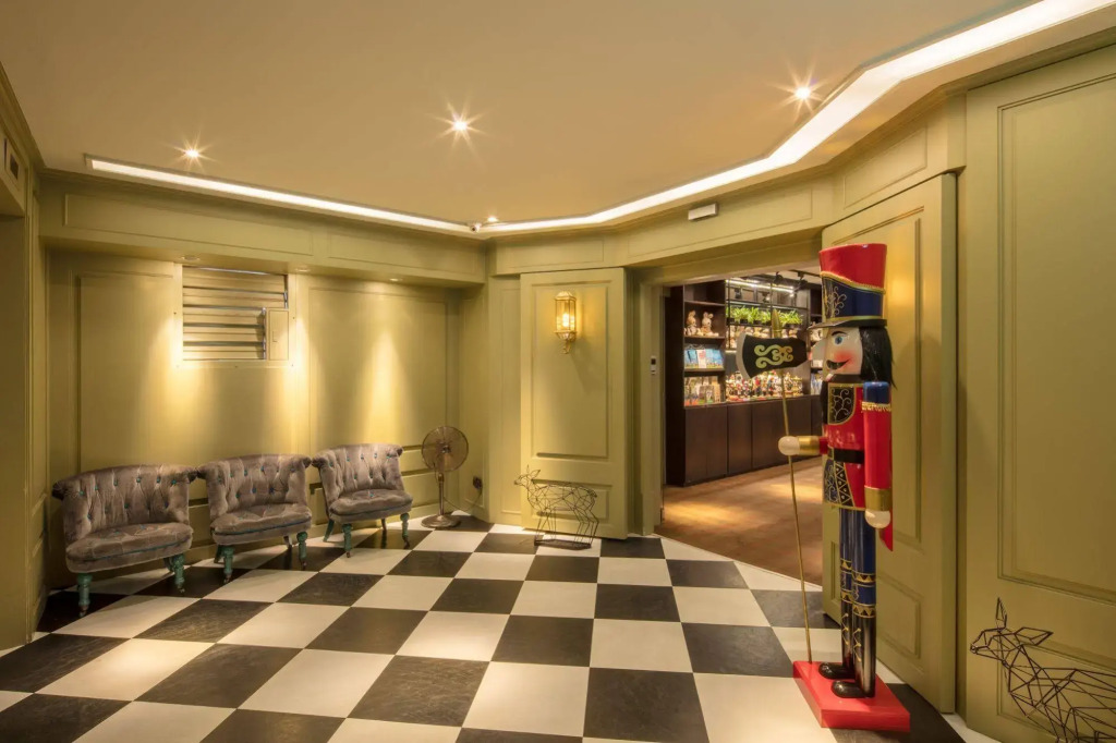 Urtrip Hotel