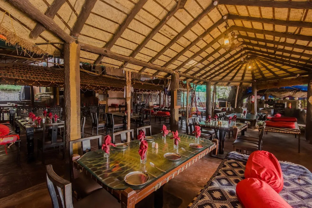 OYO 10382 Hotel Saffron Suites