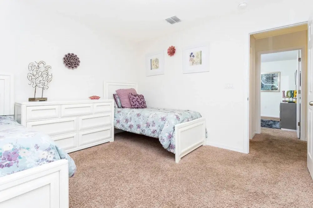 Wonderful Single-family 4 Bd w Pool Close to Disney Veranda Palms