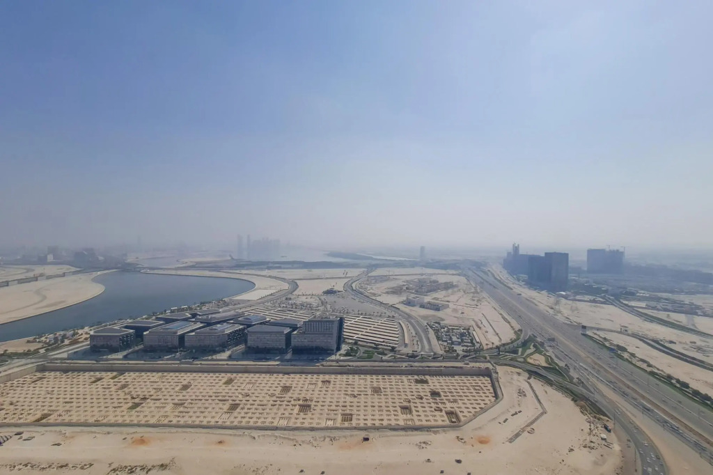Business Bay - Damac Towers Paramount D 5202
