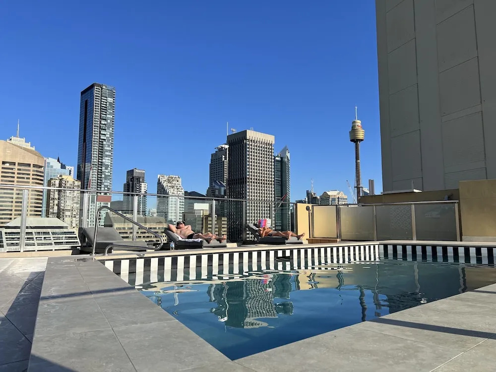 Paxsafe Sydney Hyde Park Private Apartments - Roof Top Retreat & Pool