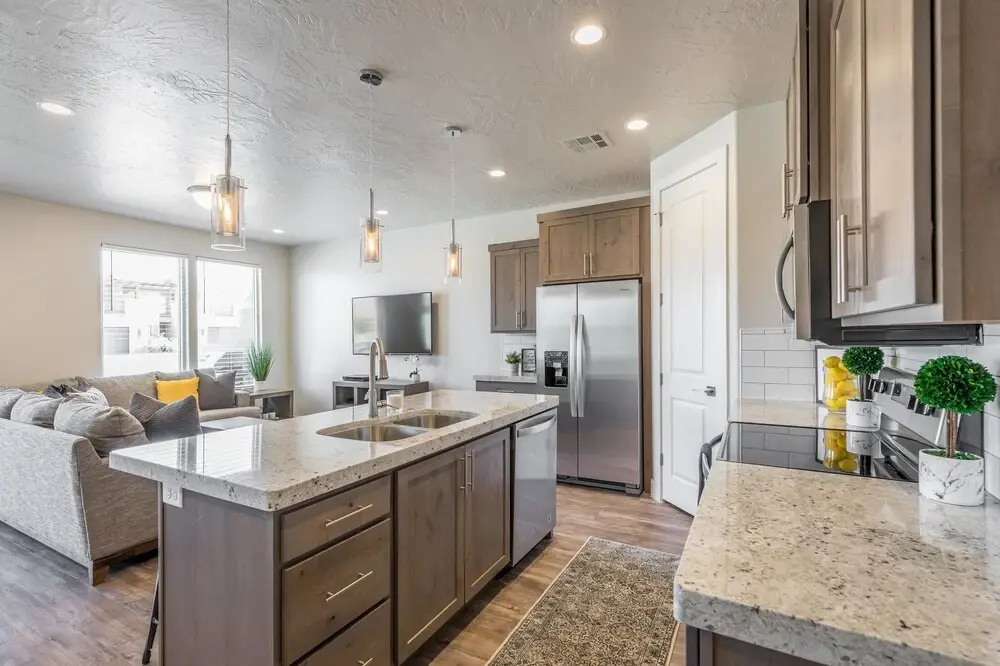 Stargazer – Luxury Condo, Rooftop Views, Private Hot Tub