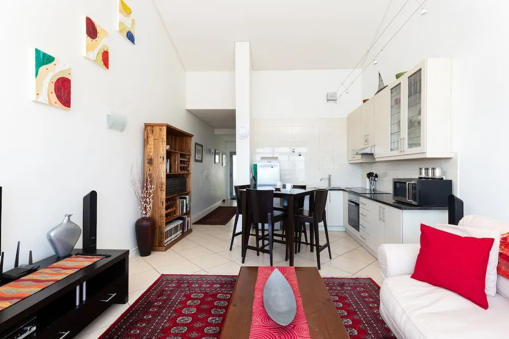 Seaside Village E21 by CTHA