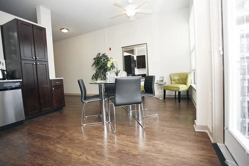 1505 Demonbreun By Sitsquare Suites