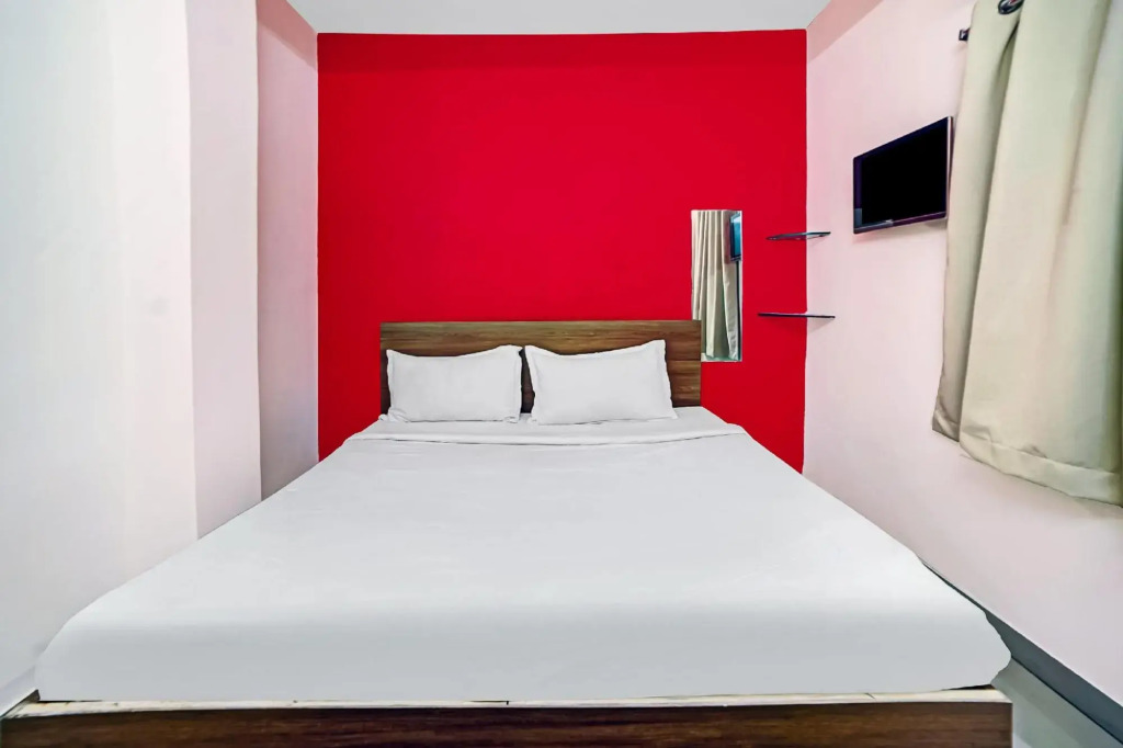 SPOT ON 83320 Hotel Convivial Stay