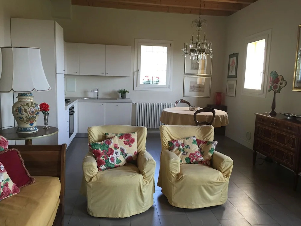 VIGORSO 41 COUNTRY HOUSE