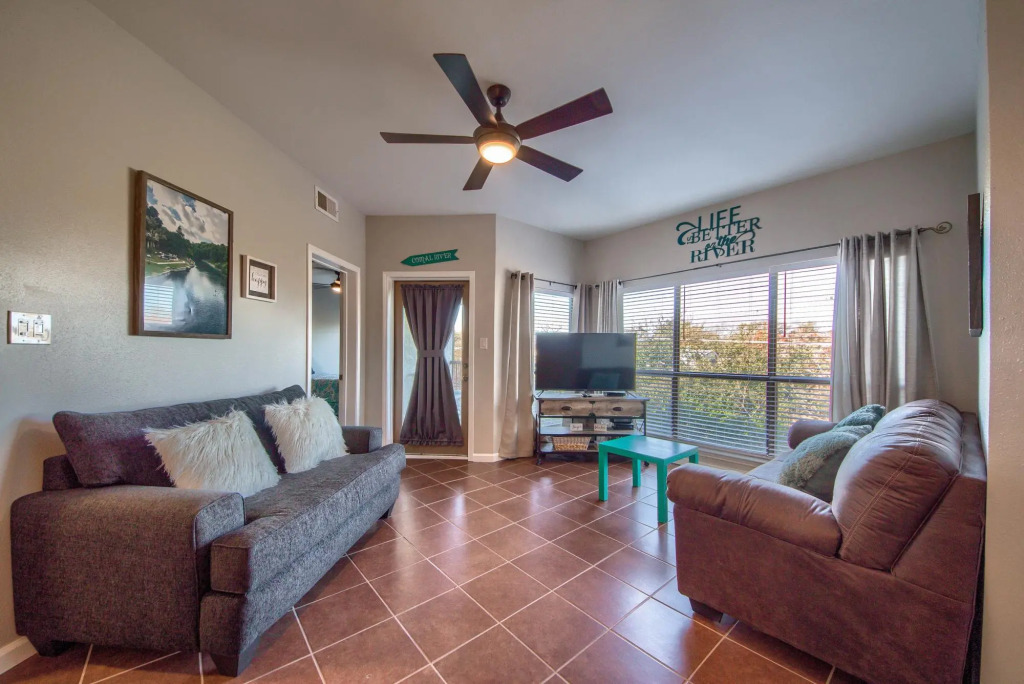 Ripley River Haus IC 302