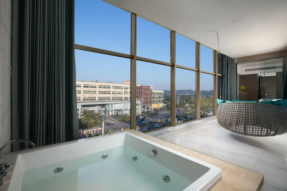Ramada Encore by Wyndham Guangzhou South