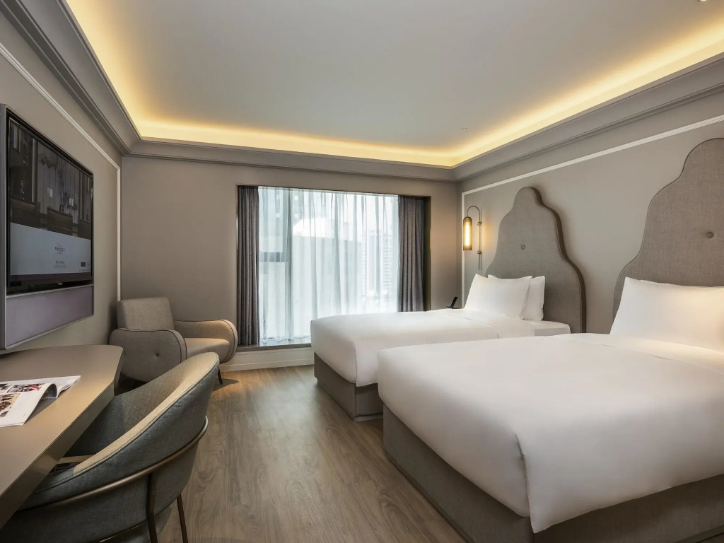 Mercure Chengdu Chunxi Taikoo Li -Walk to Pedestrian Street