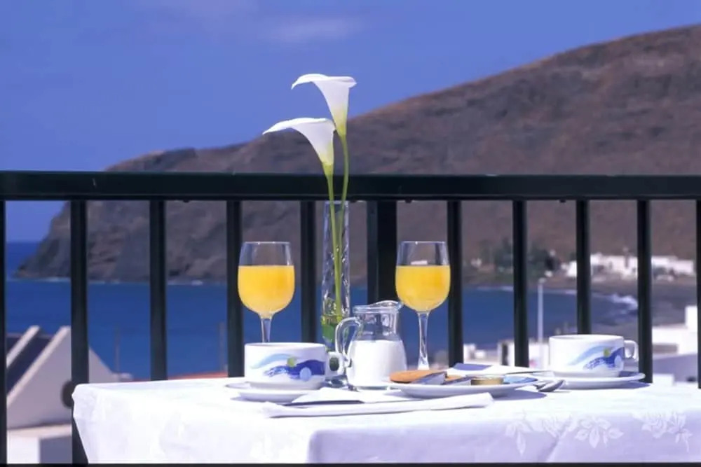 Cala Apartments 2Pax 1C