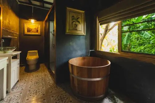 Ruan Rong Rong Resort & Spa