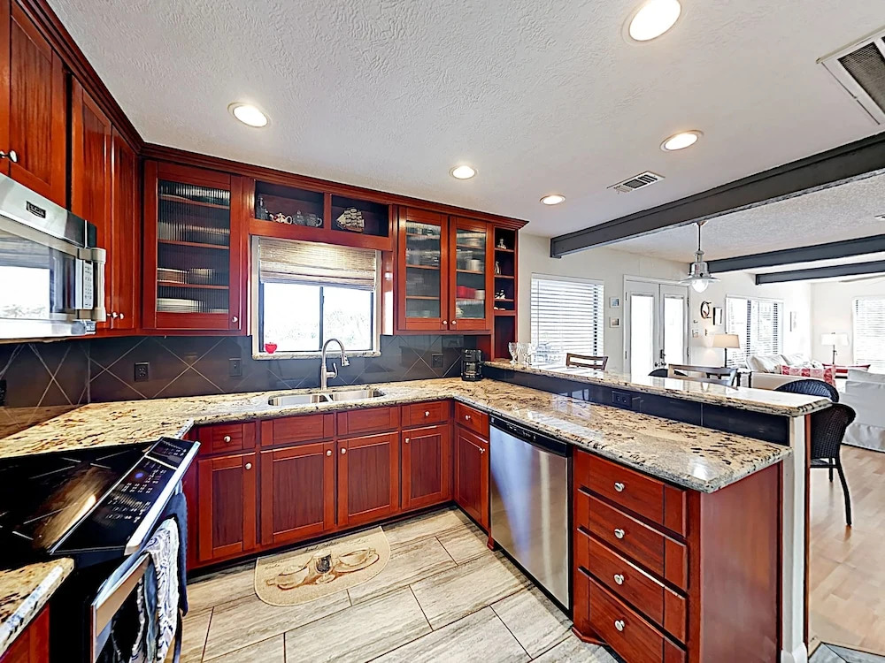 22417 Galveston - 3 Br Home
