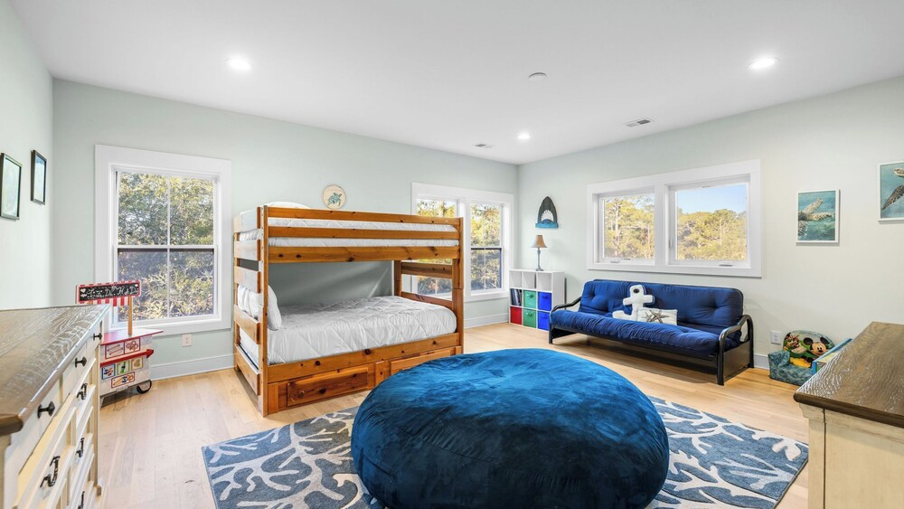 Folly Beach Getaway Near Sand Covered Lounge, BBQ & Outdoor TV Tidecrest by Avantstay