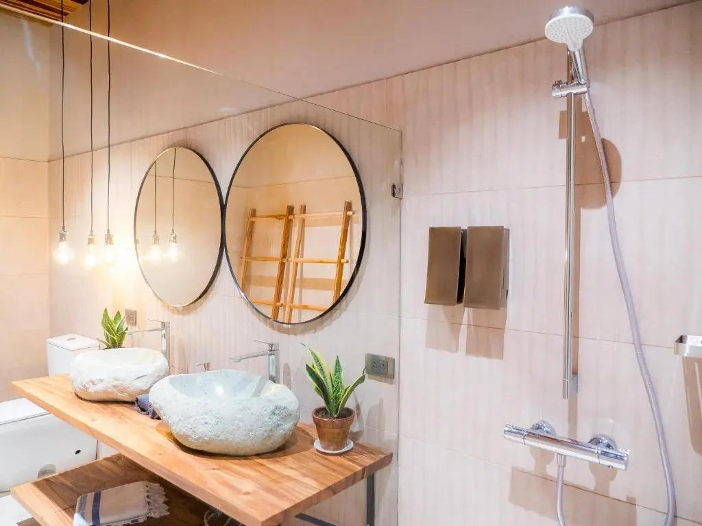 ARjAU Boutique Hotel