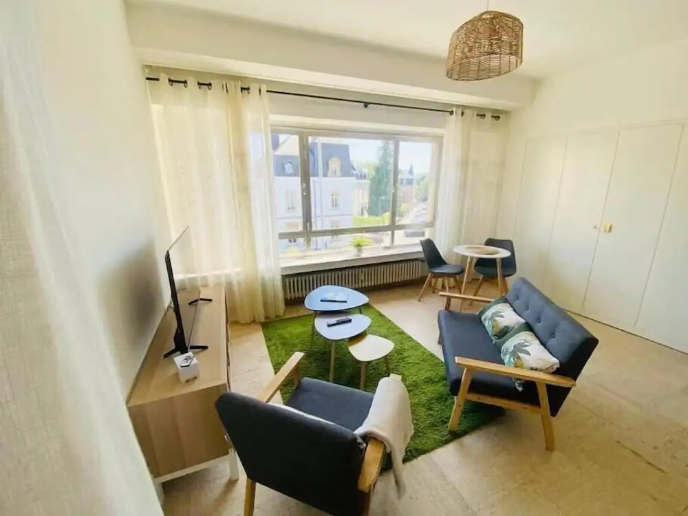 Spacious 1bed in City Center