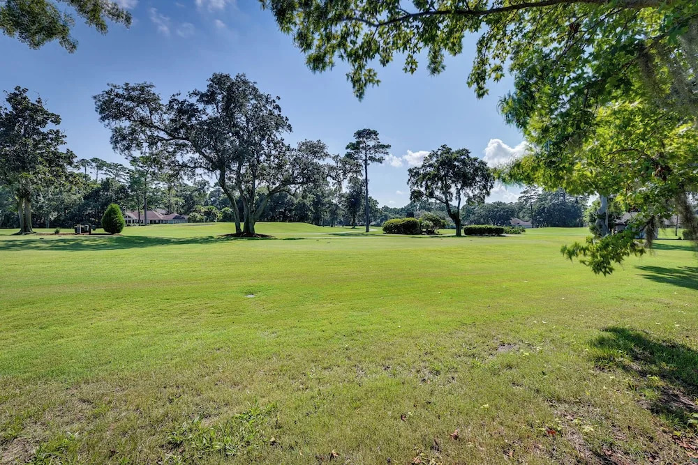 Palmetto Dunes Golf Getaway: Pool + Beach Access!