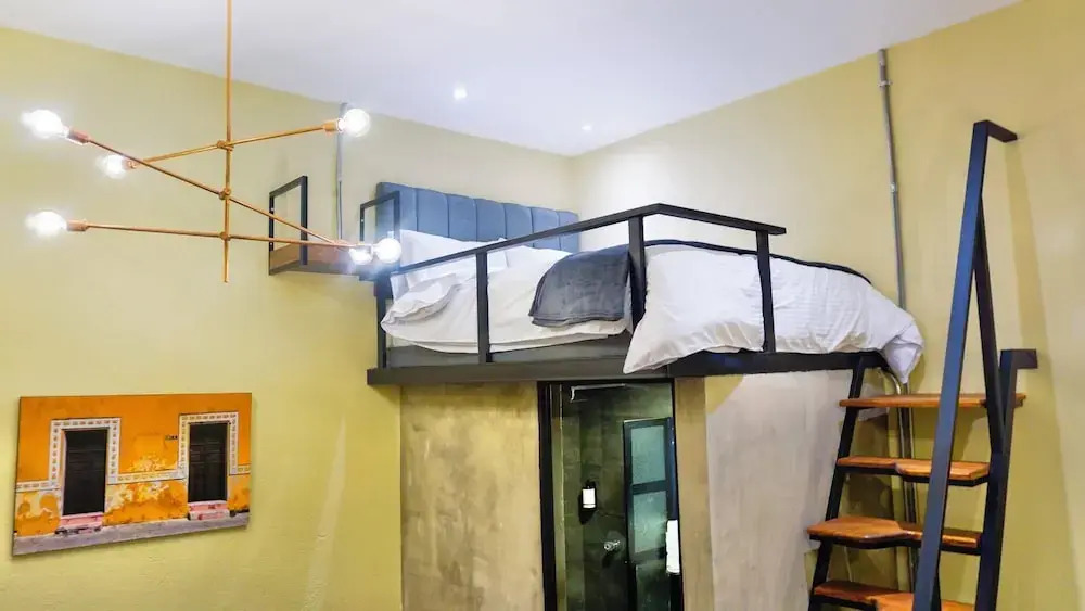 Colonia Suites 722
