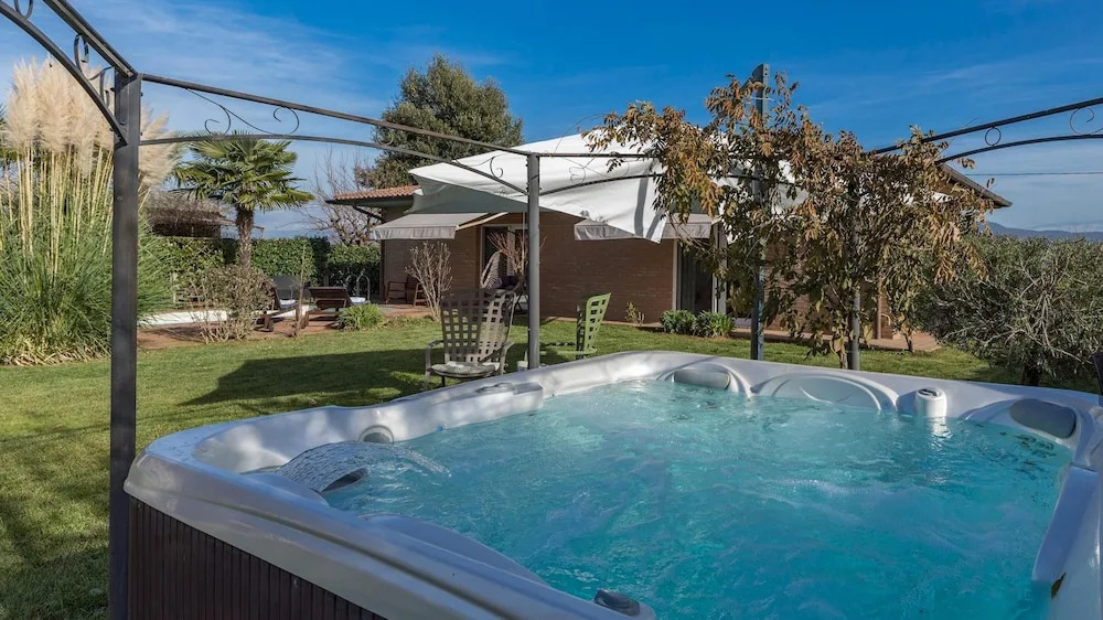 VILLA VIVI 8, Emma Villas