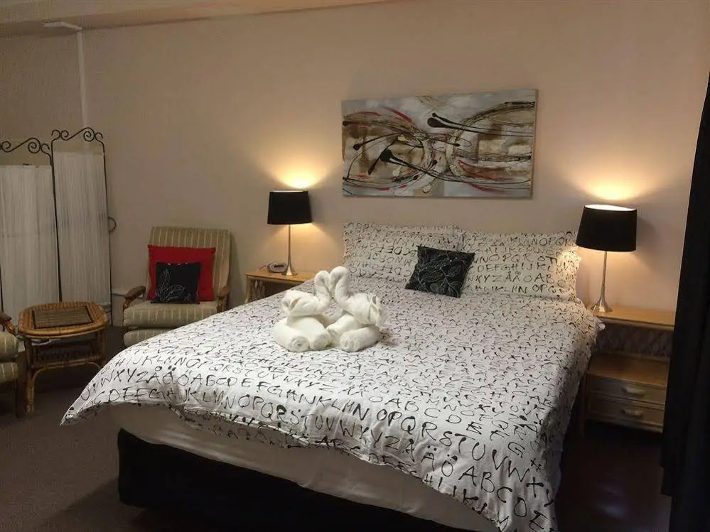 Australian Home Away @ Box Hill 2 Bedroom