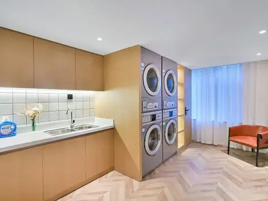 Country Inn & Suites by Radisson, Tianjin Fifth Avenue Xiaobailou Metro Station