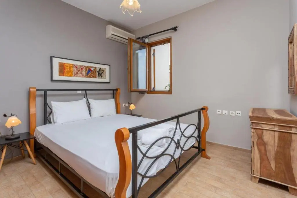 Neria Villas Collection