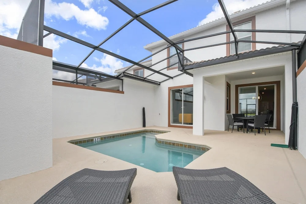 Charming 4Bd w/ Pool @ Storey Lake Resort Orlando 4861