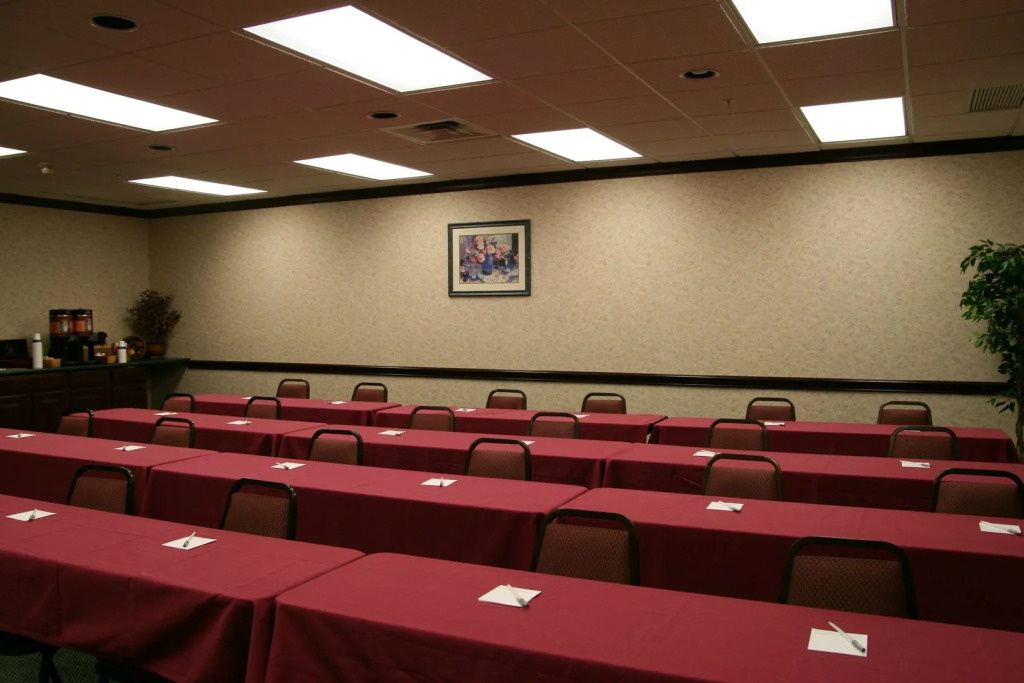 Comfort Inn & Suites Toledo North
