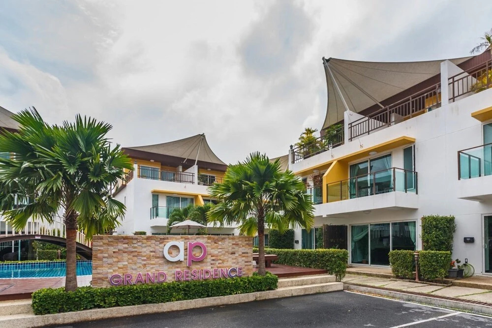 Ap13 - Large House With Pool and gym Children Playground