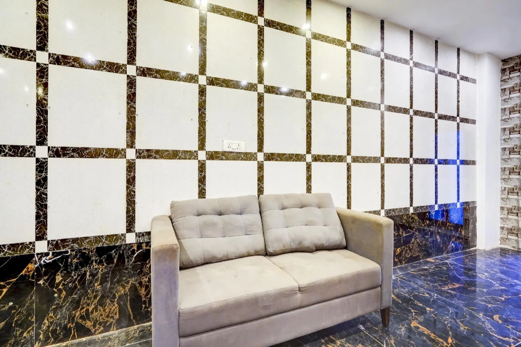 OYO Townhouse 786 Hotel Urban Stay