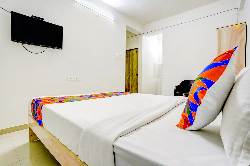 FabHotel Shivsai Suites