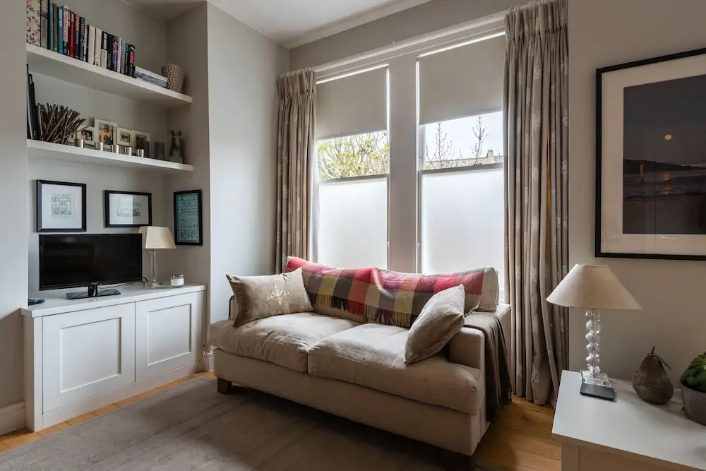 Bright Family Home close to Wandsworth Common