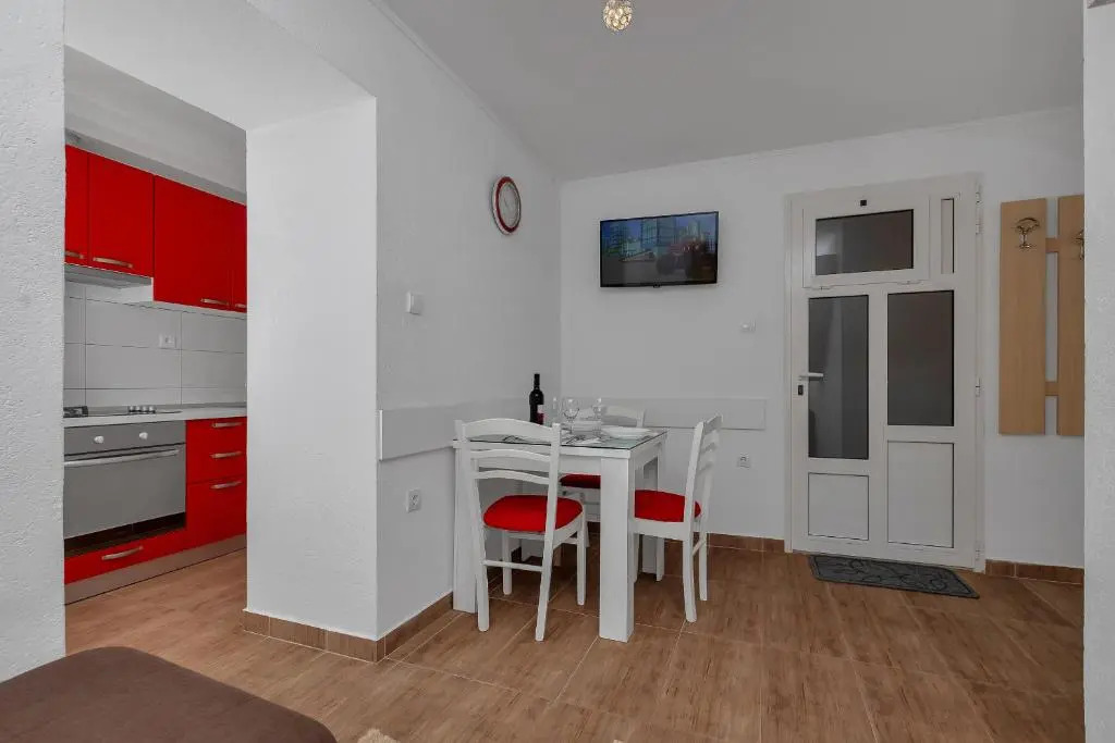Apartmani Mona