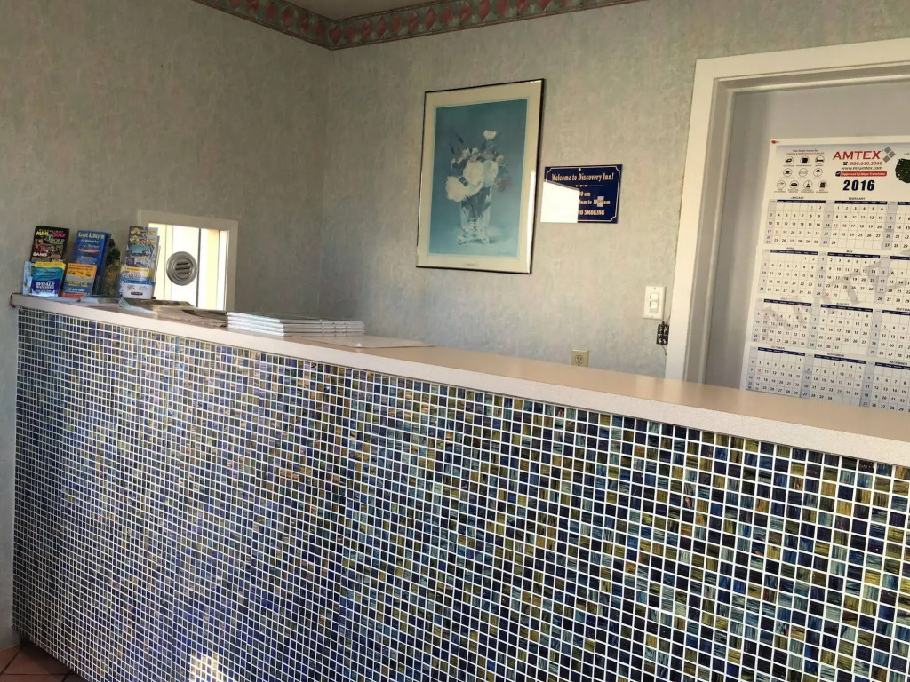 Discovery Inn Monterey Bay