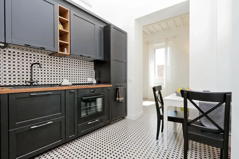 Garibaldi 3 - WR Apartments