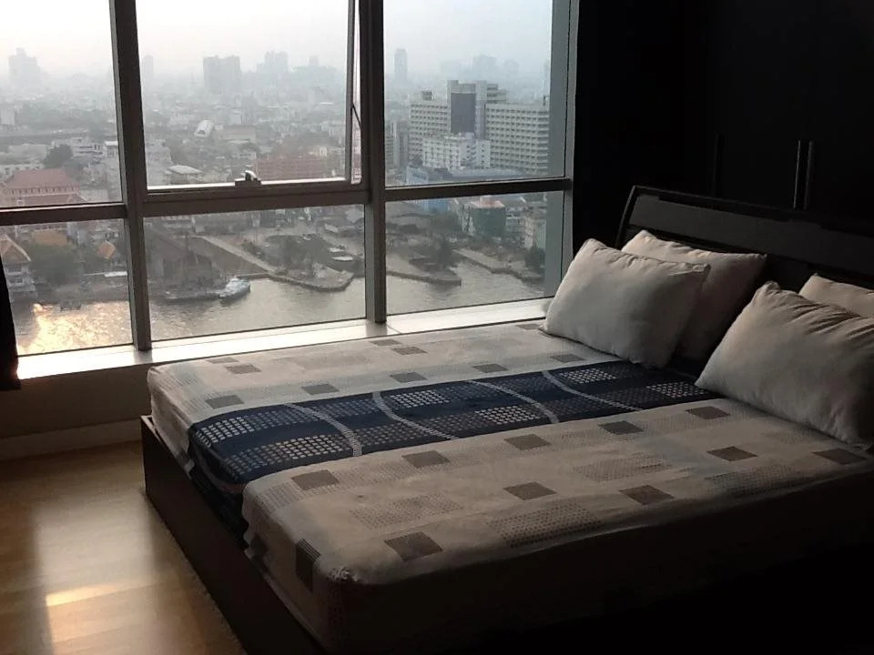 Baan Sathorn Riverfront
