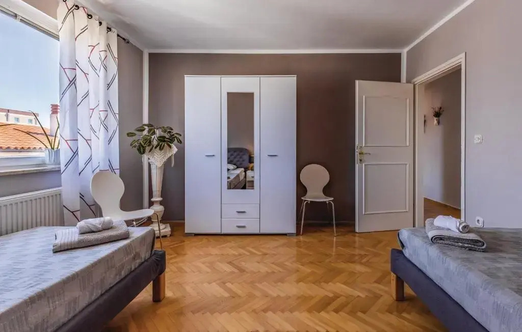 Apartment 1