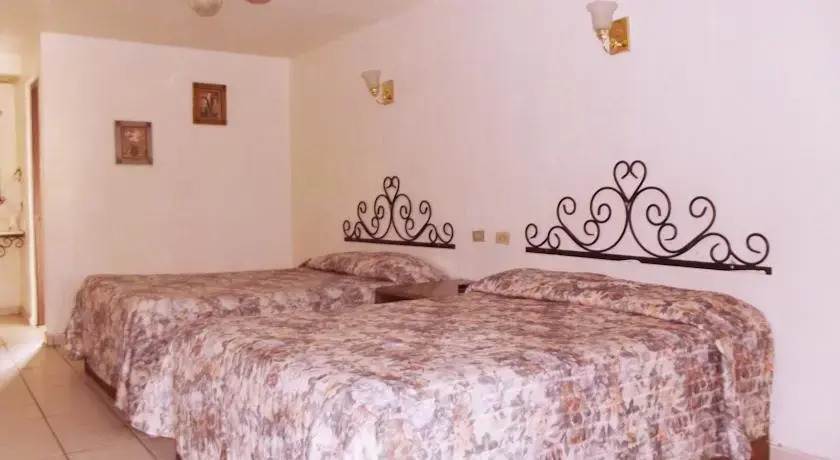 Motel 3 Caminos