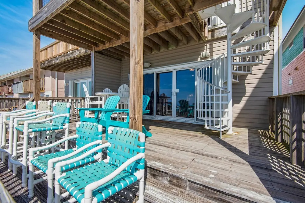 Dolphin Watch 3 Bedroom Townhouse by RedAwning