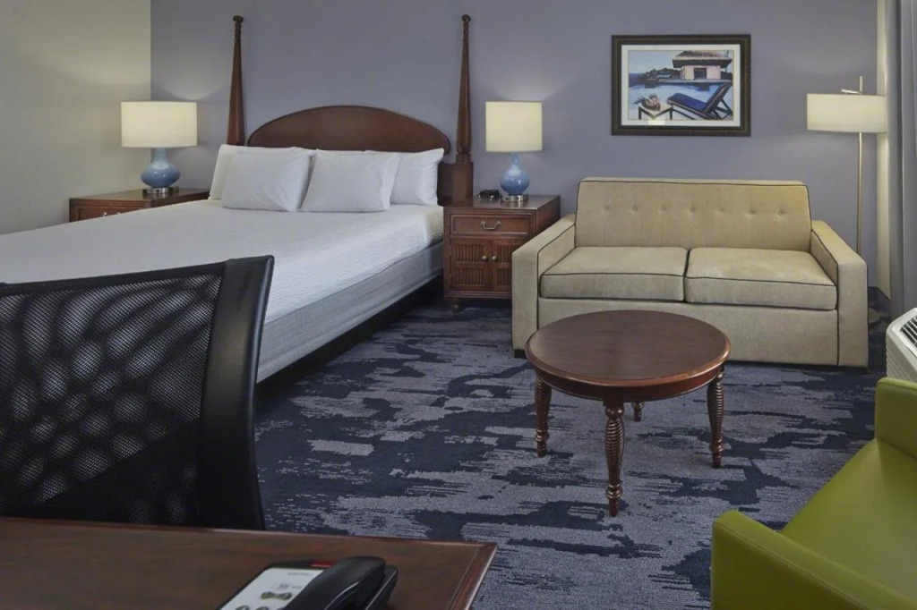 SummerPlace Inn