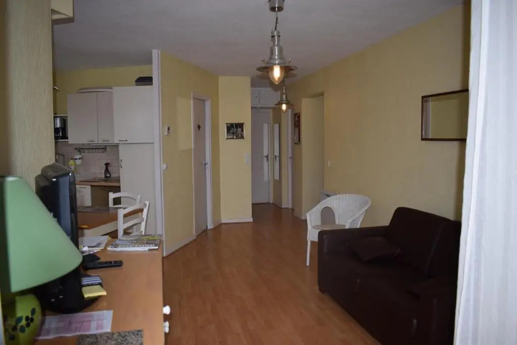 Appartement rénové situé plage de Trestraou à PERROS-GUIREC - Réf 857