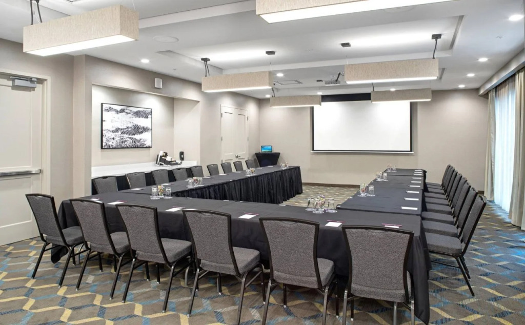 Residence Inn by Marriott Toronto Mississauga West