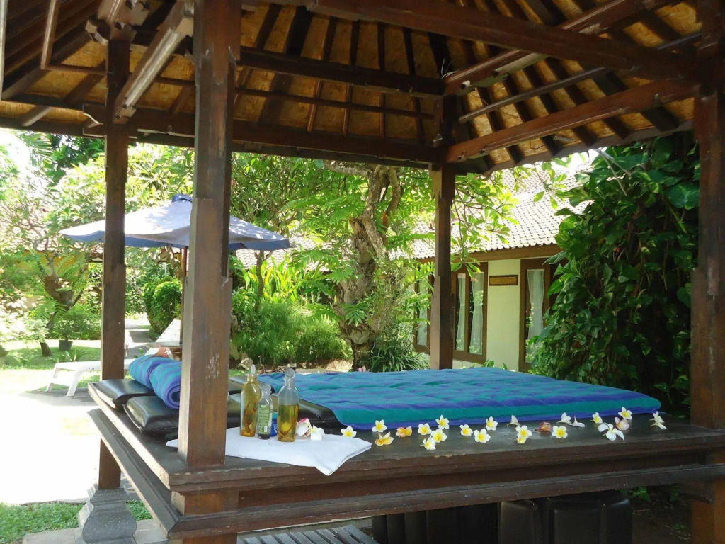 Puri Dalem Hotel