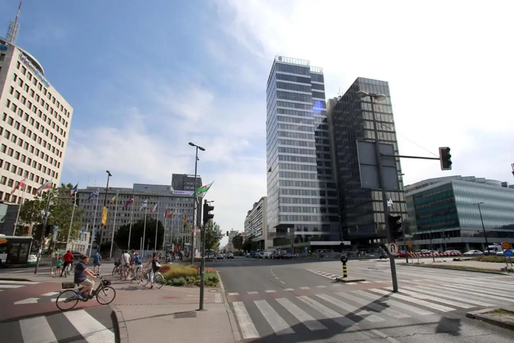 Skyscraper Apartment Tour As