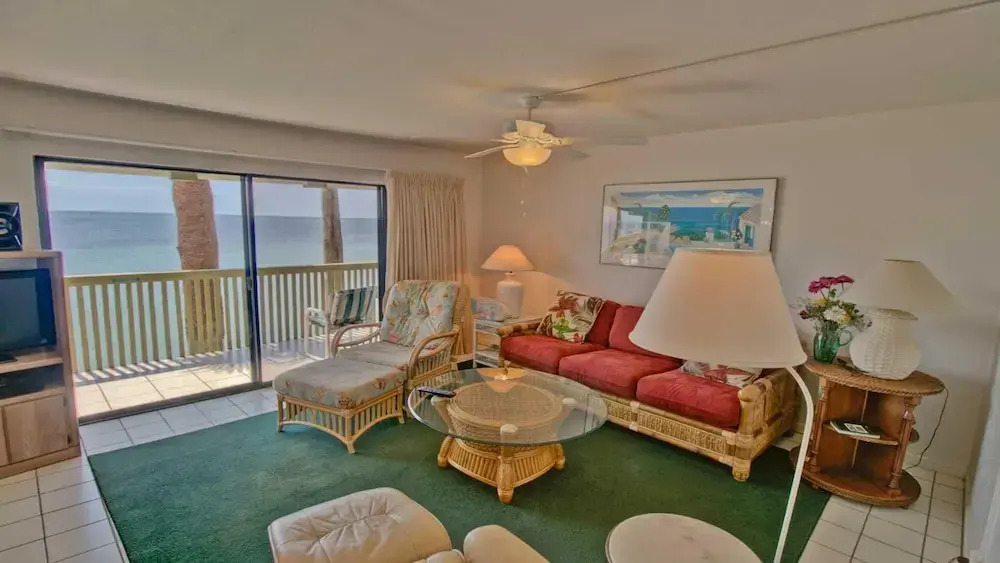 218 Las Brisas Bayfront Condos 3 Bedroom Condo by RedAwning