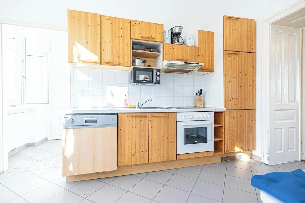 Affordable Room Long Stay Margareten