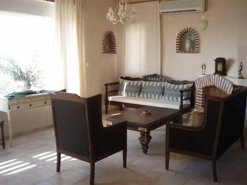 Villa Myrsini