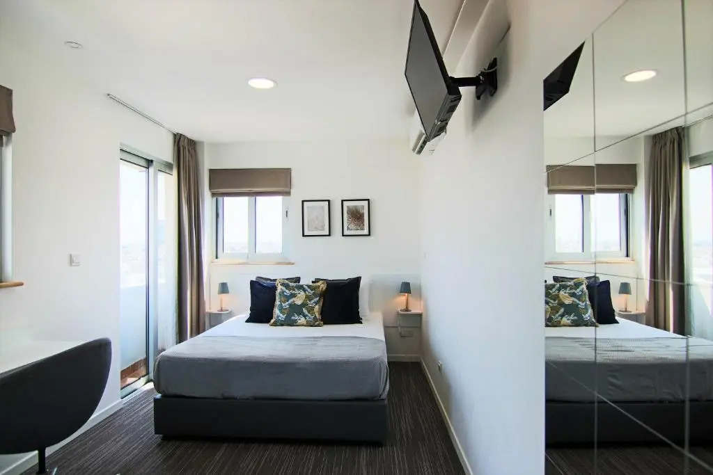 Phaedrus Living Luxury Suite Nicosia 510