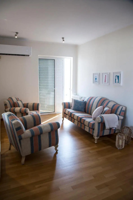 Boutique Penthouse next to Stavros Niarchos Foundation